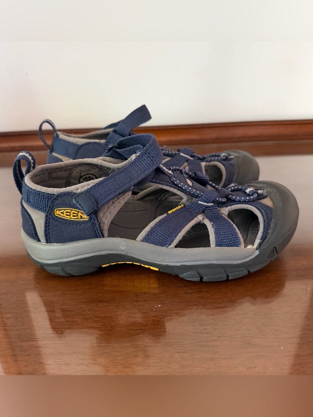 KEEN Newport H2 Youth Size 1 Navy Blue Waterproof Hiking Sport Sandals - Picture 3 of 6